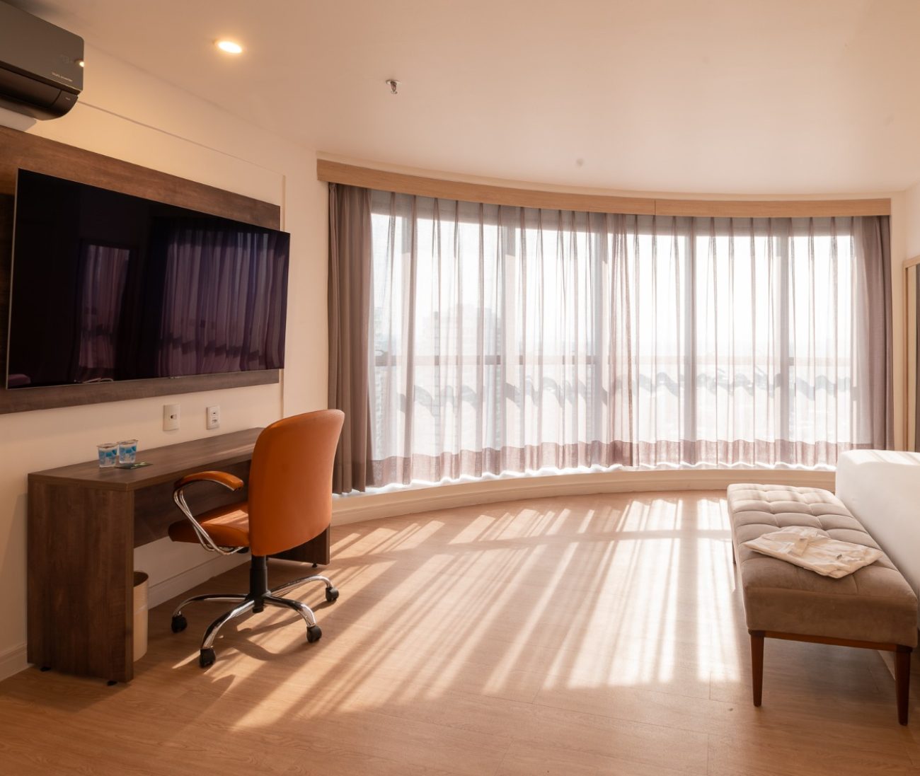 WhatsApp Image 2026-03-23 at 09.32.10 (2)